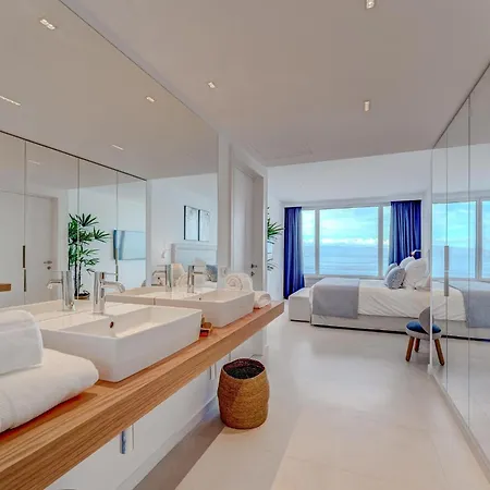 Apartment Aquasuites Luxury Penthouse A03 Acantilado de los Gigantes